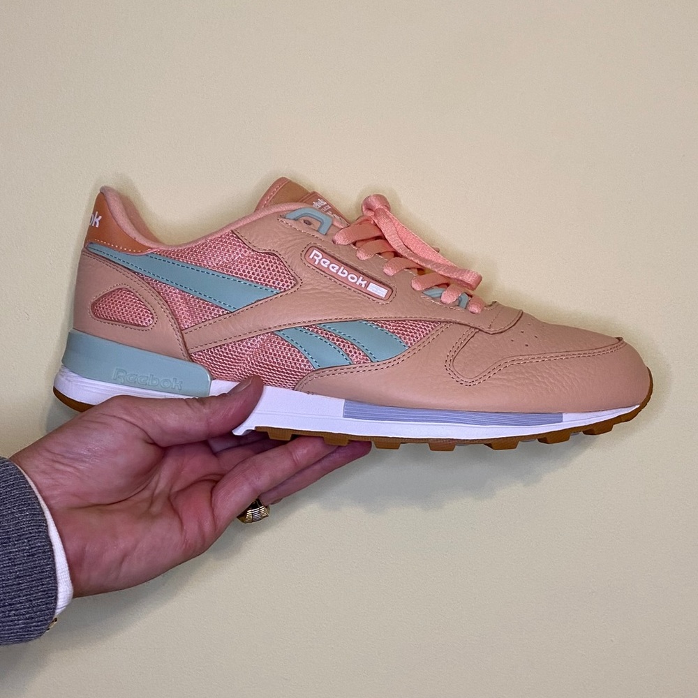 Reebok Sneakers